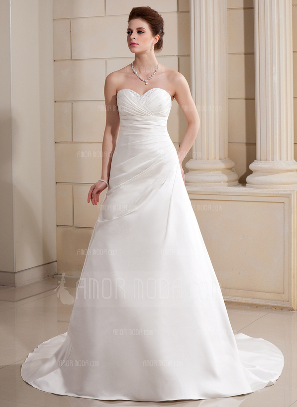 Ligne-A/Princesse Cœur Traine courte Satin Robe de Mariée avec Ondulé Perlé (002000686)