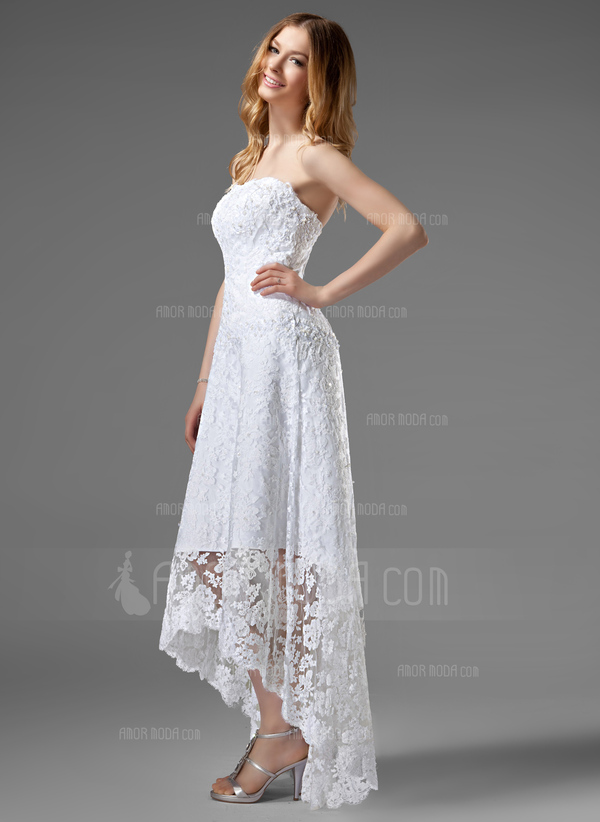 Ligne-A/Princesse Sans bretelles Assymetrique Satin Dentelle Robe de Mariée avec Perlé (002000226)