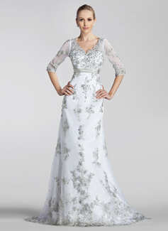 Robe de Mariée Ligne-A/Princesse Col V Traine courte Satin Dentelle Robe de Mariée avec Echarpes Perlé Sequins (002004151) Robe de Mariée Ligne-A/Princesse Col V Traine courte Satin Dentelle Robe de Mariée avec Echarpes Perlé Sequins (002004151)