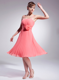 Cocktailkleider A-Linie/Princess-Linie Knielang Chiffon Cocktailkleid mit Rüschen Blumen (016008222) Cocktailkleider A-Linie/Princess-Linie Knielang Chiffon Cocktailkleid mit Rüschen Blumen (016008222)