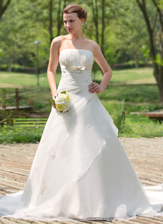 Robe de Mariée bal Sans bretelles Traîne Cathedral Organza Satin Robe de Mariée avec Ondulé Perlé (002024692) Robe de Mariée bal Sans bretelles Traîne Cathedral Organza Satin Robe de Mariée avec Ondulé Perlé (002024692)
