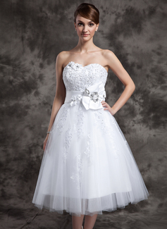 Robe de Mariée Ligne-A/Princesse Cœur Longeur à mi jambe Satin Tulle Robe de Mariée avec Dentelle Perlé Fleurs (002024082)
