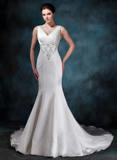 Robe de Mariée Sirene Col V Traîne Chapelle Satin Robe de Mariée avec Broderie Ondulé Perlé (002000047) Robe de Mariée Sirene Col V Traîne Chapelle Satin Robe de Mariée avec Broderie Ondulé Perlé (002000047)